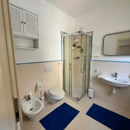 דירה Sea-view With Private Parking! Your Choice סנרמו