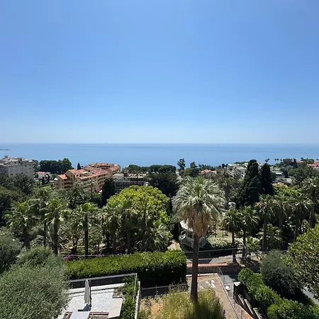 Sea-view With Private Parking! Your Choice דירה