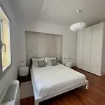 Sea-view With Private Parking! Your Choice Apartman San Remo